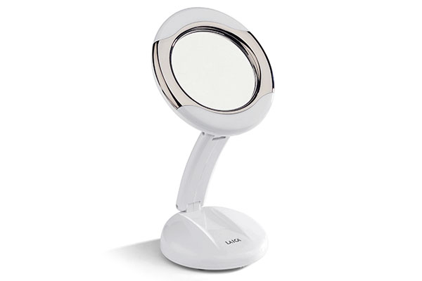 ESPEJO C/LUZ 12.50CMS. 3 AUMENTOS C/PIE MD6051 LAICA